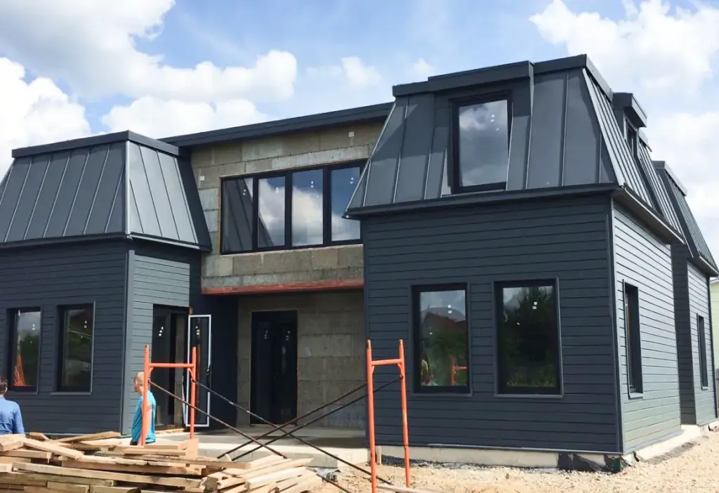 Monolithic house No. 7
